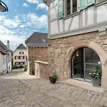 Alte Pfarrhaus - Apartment Gleisweiler