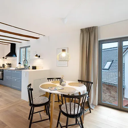 Alte Pfarrhaus - Apartment Gleisweiler