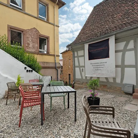 Appartement Alte Pfarrhaus - *